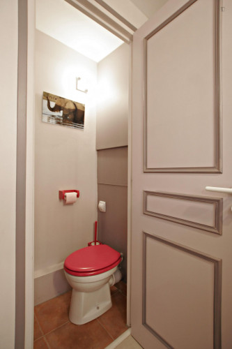 Cosy studio apartment near Arts et Métiers metro station