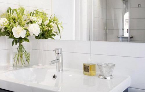 Modern and elegant 1-bedroom flat in Skår