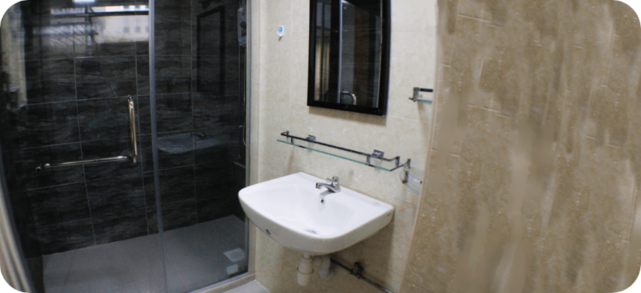 Deluxe Room - Triple Sharing With Bathroom - Nanyang Hostel - Gallery - 4