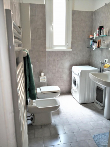Double bedroom in 4-bedroom apartment  - Gallery -  5