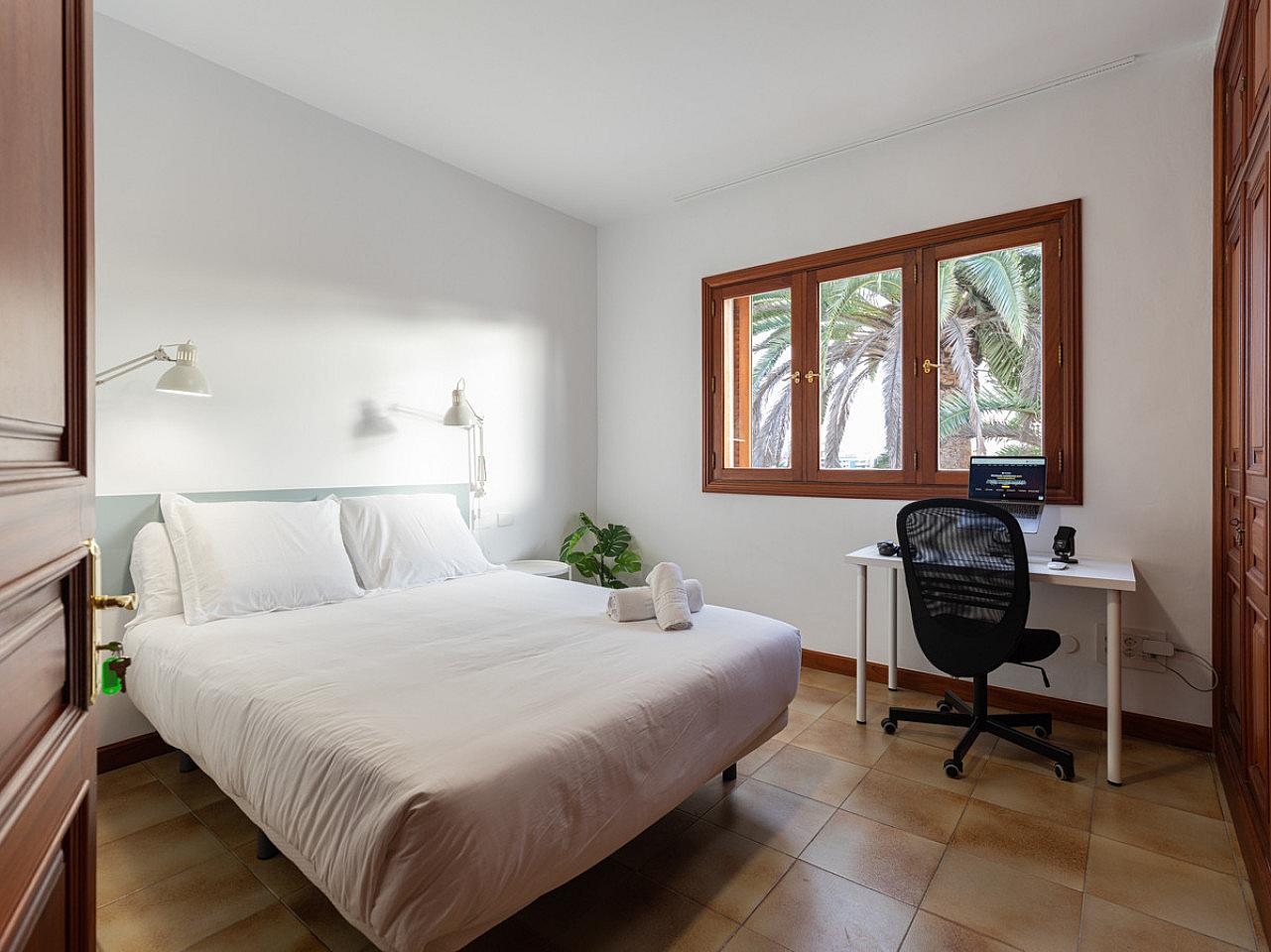 Room(E) Double Bed( 150cm X 200cm) - 19