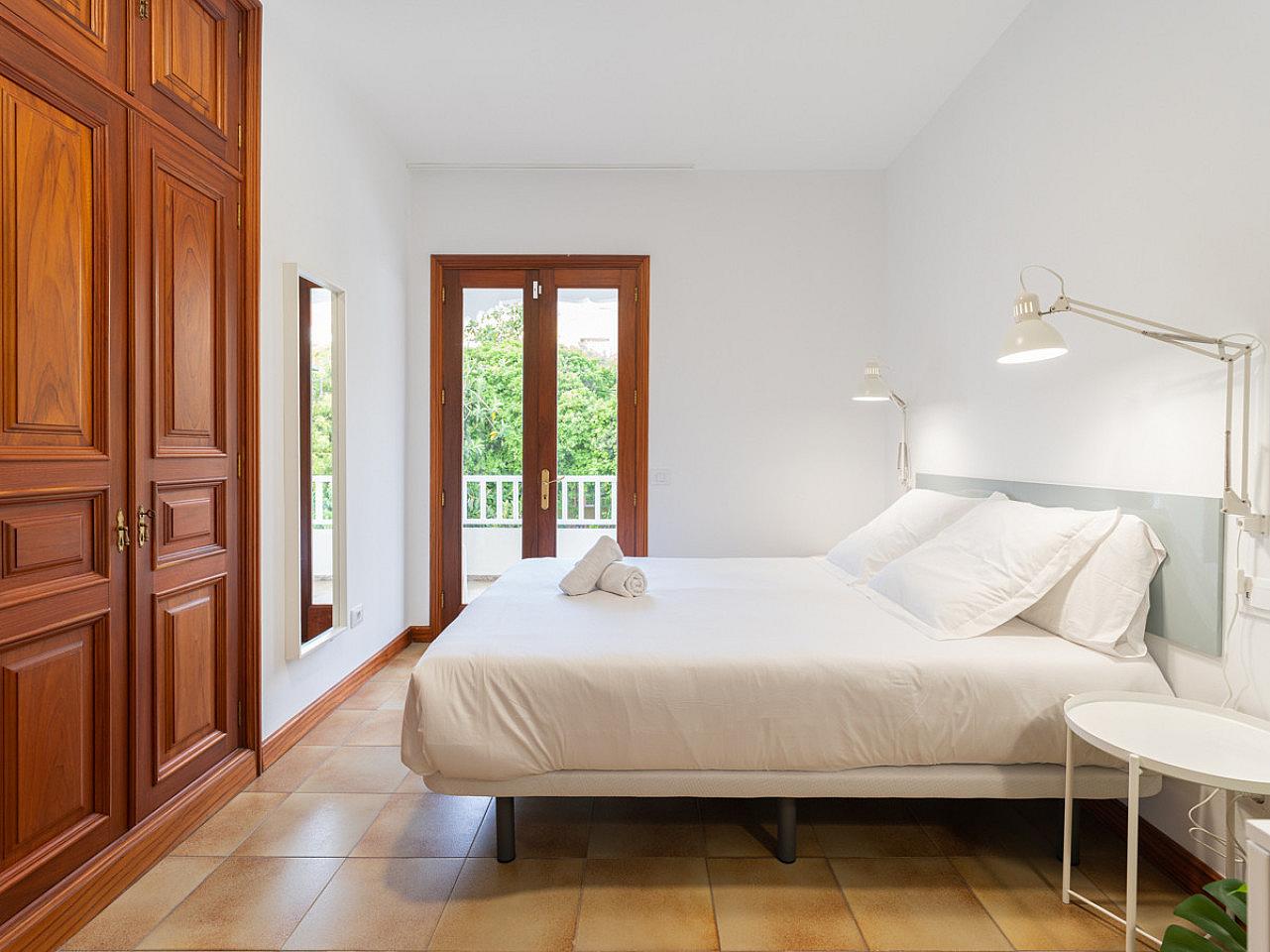 Room (F) Double Bed (150 Cm X 200cm) - 15