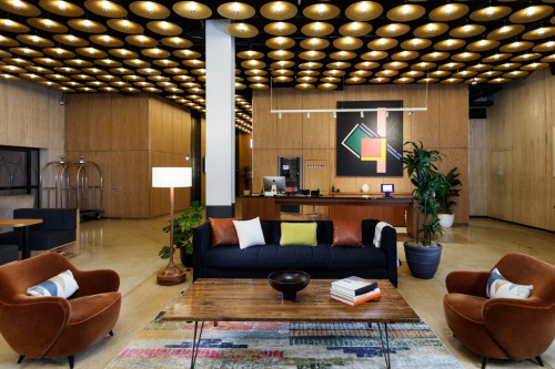 Wall Street - Communal Area
