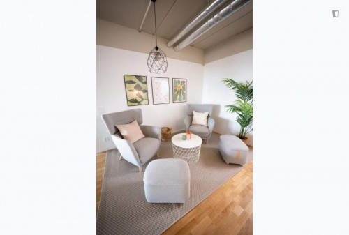 Neat Single Bedroom at Barkarby zone - Gallery - 9