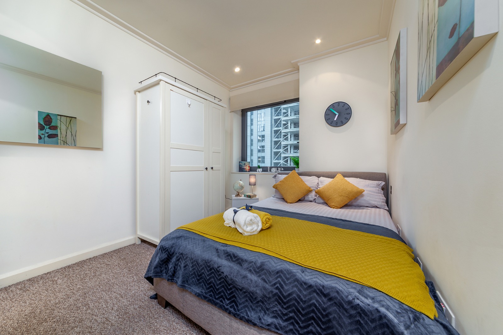 Harrington Canary Wharf - Gallery - 11