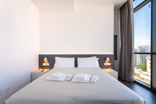 Modern 1-bedroom loft in Mestre