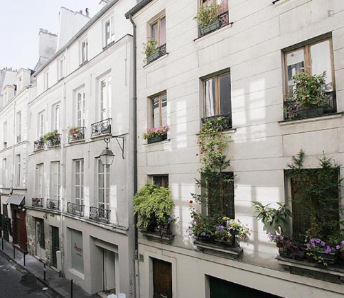 Glamorous studio near Saint-Paul