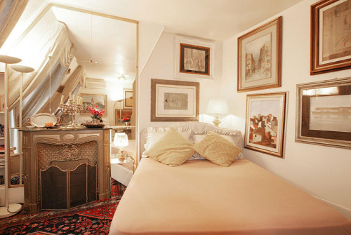 Posh studio flat near Rambuteau metro station