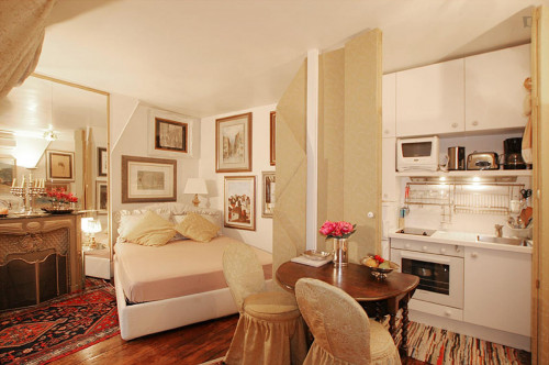 Posh studio flat near Rambuteau metro station