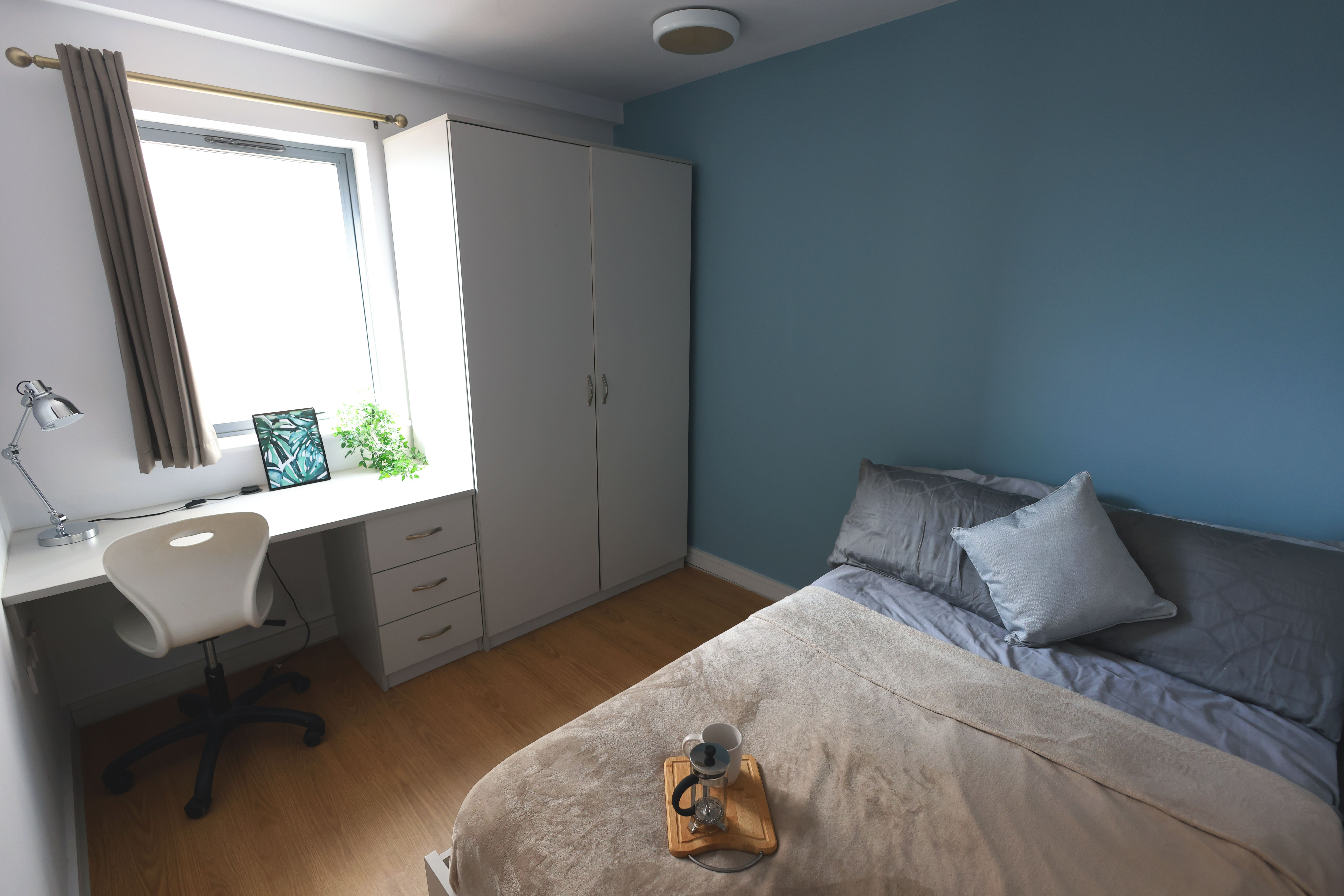 En-Suite - 1