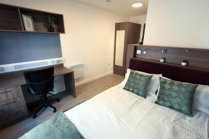 En-Suite - 4