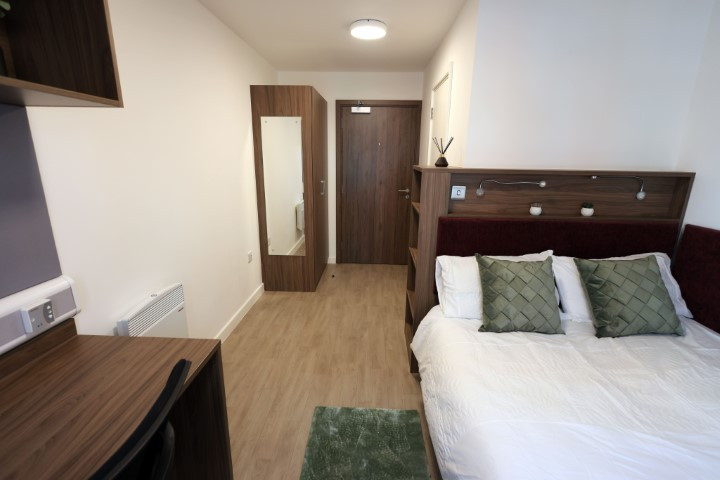 Phoenix Place - Rooms