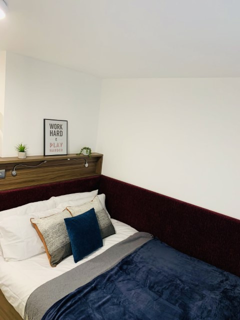 Phoenix Place - Gallery - 9