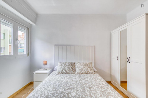 Homely double bedroom in Valencia next to Hospital Doctor Peset  - Gallery -  5