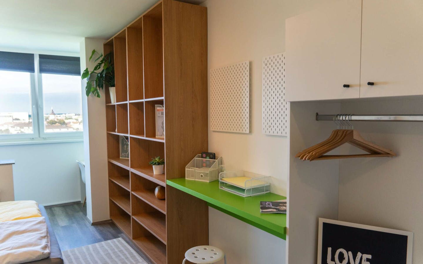  Private  -  Modern apartment 5 minutes from the Střížkov Metro Station on Line C  - Gallery -  4