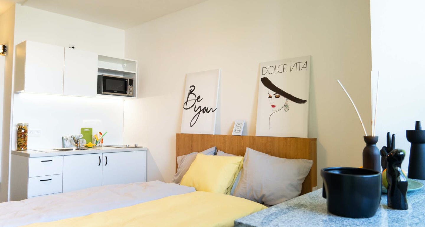  Private  -  Modern apartment 5 minutes from the Střížkov Metro Station on Line C  - Gallery -  6