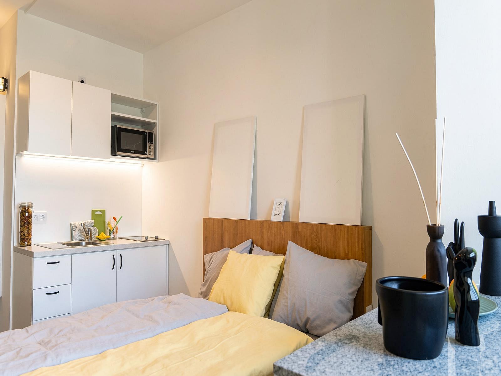  Private  -  Modern apartment 5 minutes from the Střížkov Metro Station on Line C  - Gallery -  12