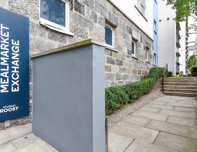 Mealmarket Exchange Roost