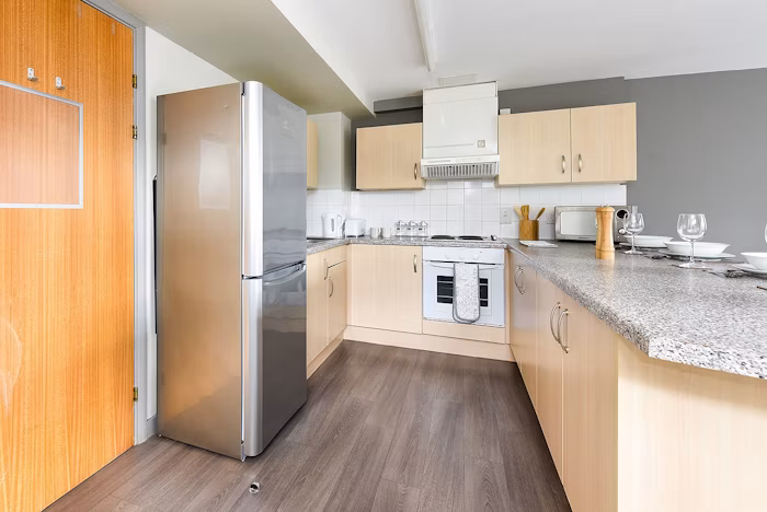 En-Suite Silver - 6