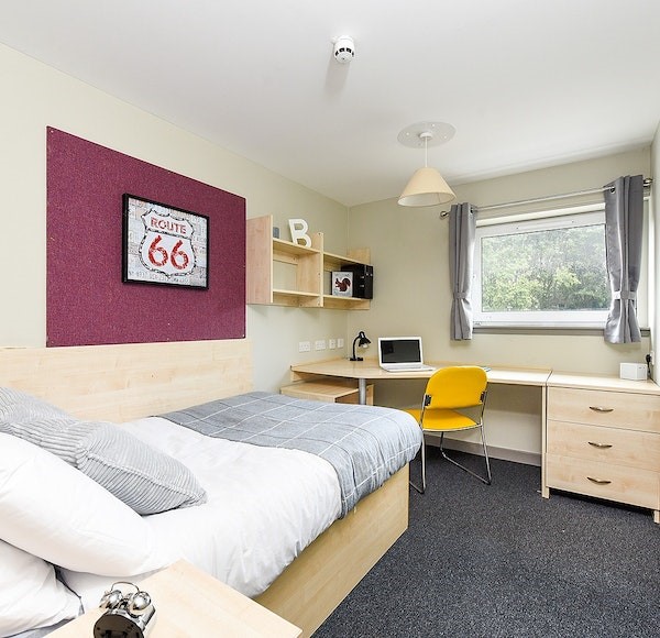  En-Suite Gold  -  Mealmarket Exchange Roost  - Gallery -  3