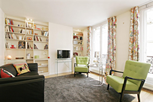 Pleasant 1-bedroom flat near Place des Vosges