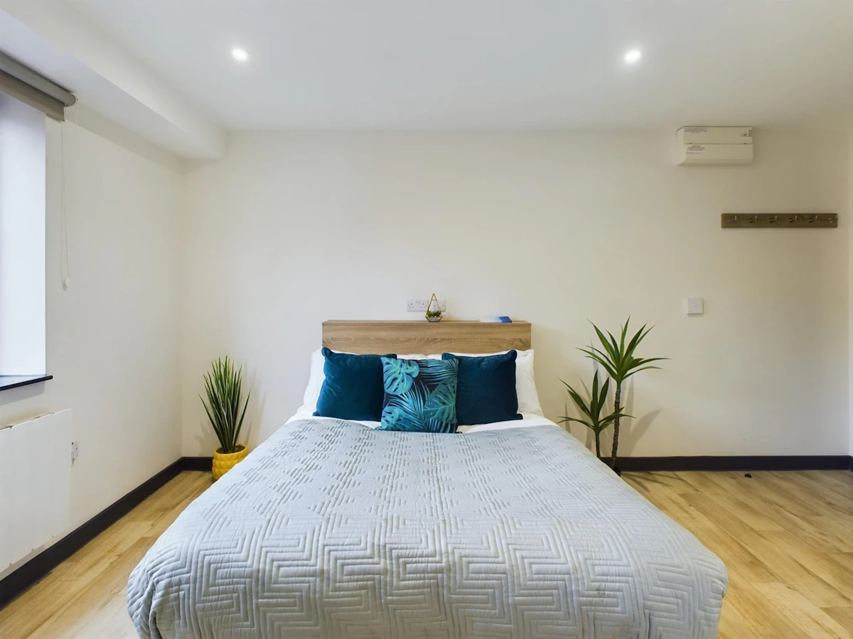 Platinum Studio - Eden Square - Gallery - 1