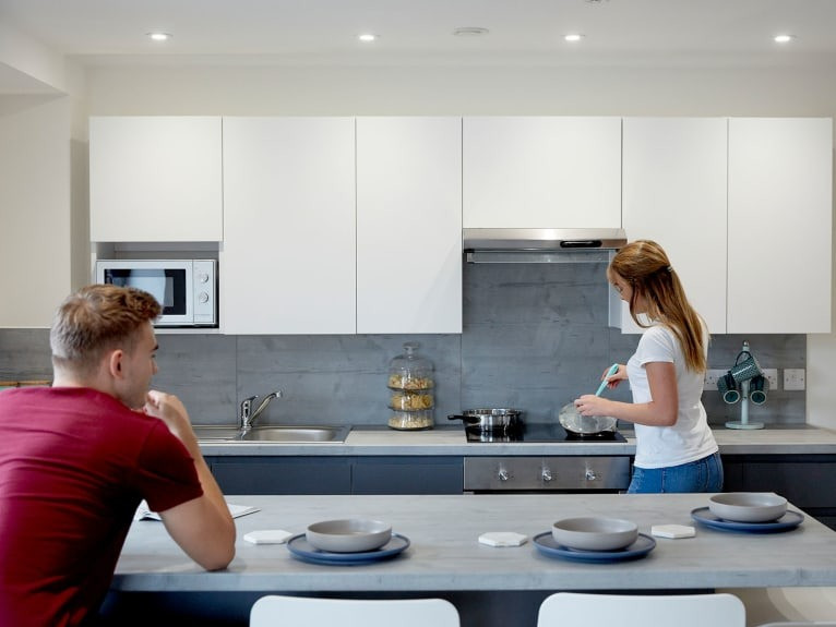 Silver En-Suite - Eden Square - Gallery - 11
