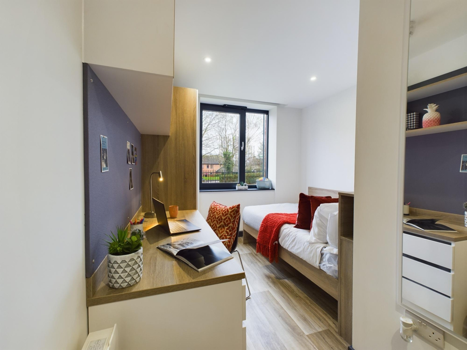 Bronze En-Suite - Eden Square - Gallery - 5