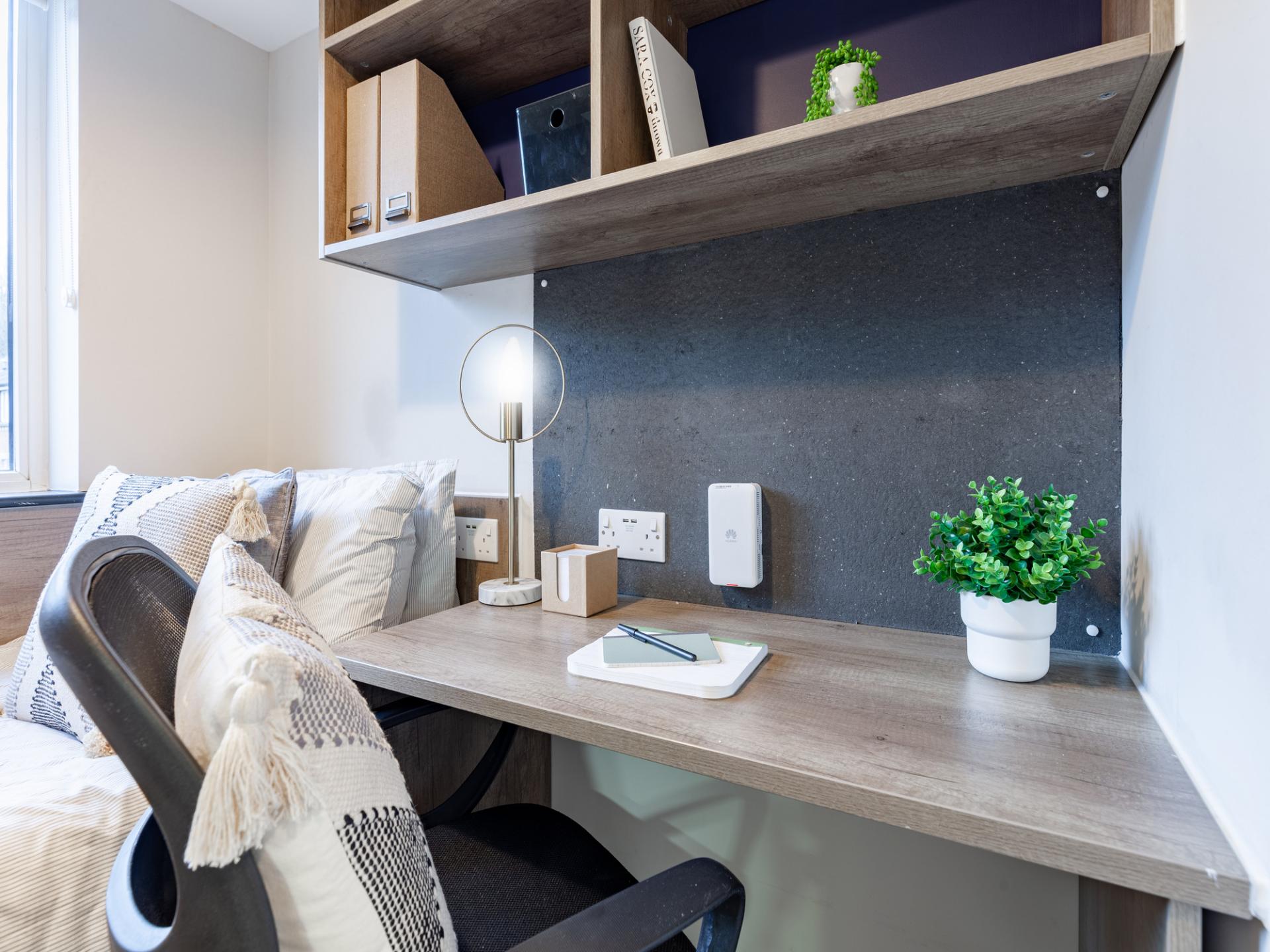 Standard En-Suite - 8