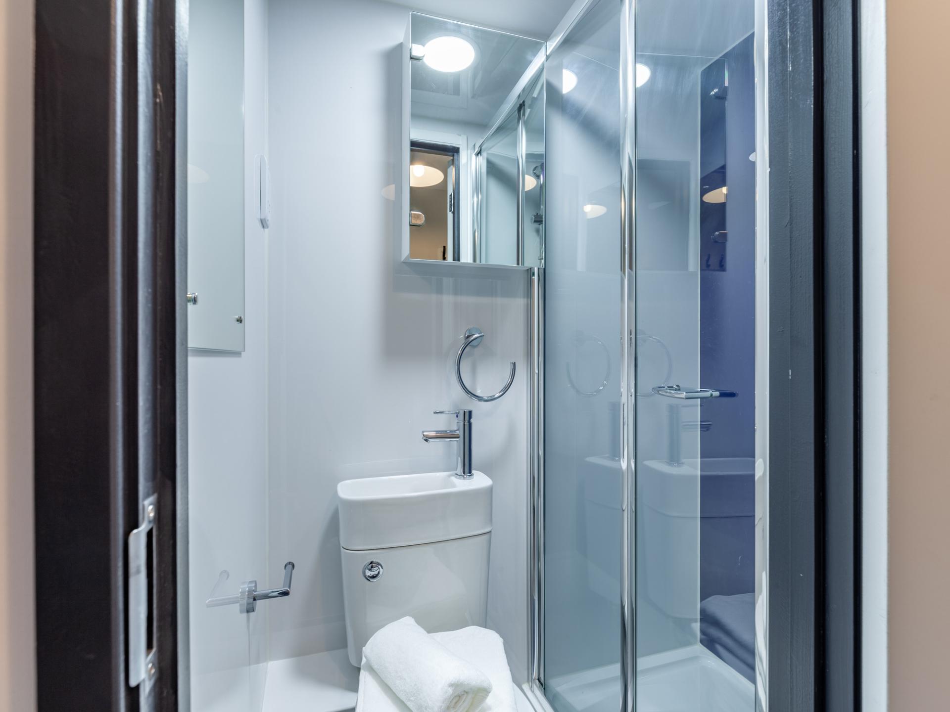  Medium En-Suite  -  The Leather Works  - Gallery -  4