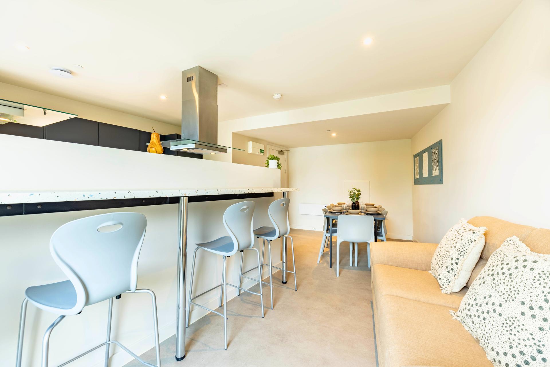 Classic En-Suite - Pershore Junction - Gallery - 12