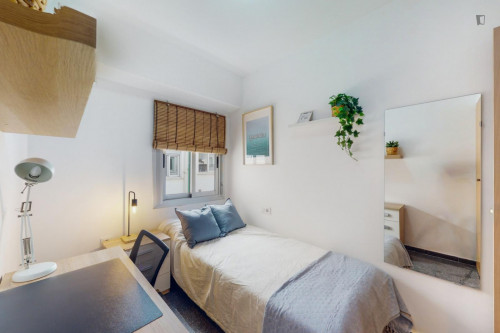 Cozy single bedroom in a property with balcony