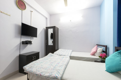 HelloWorld Embassy CoLiving - Rooms