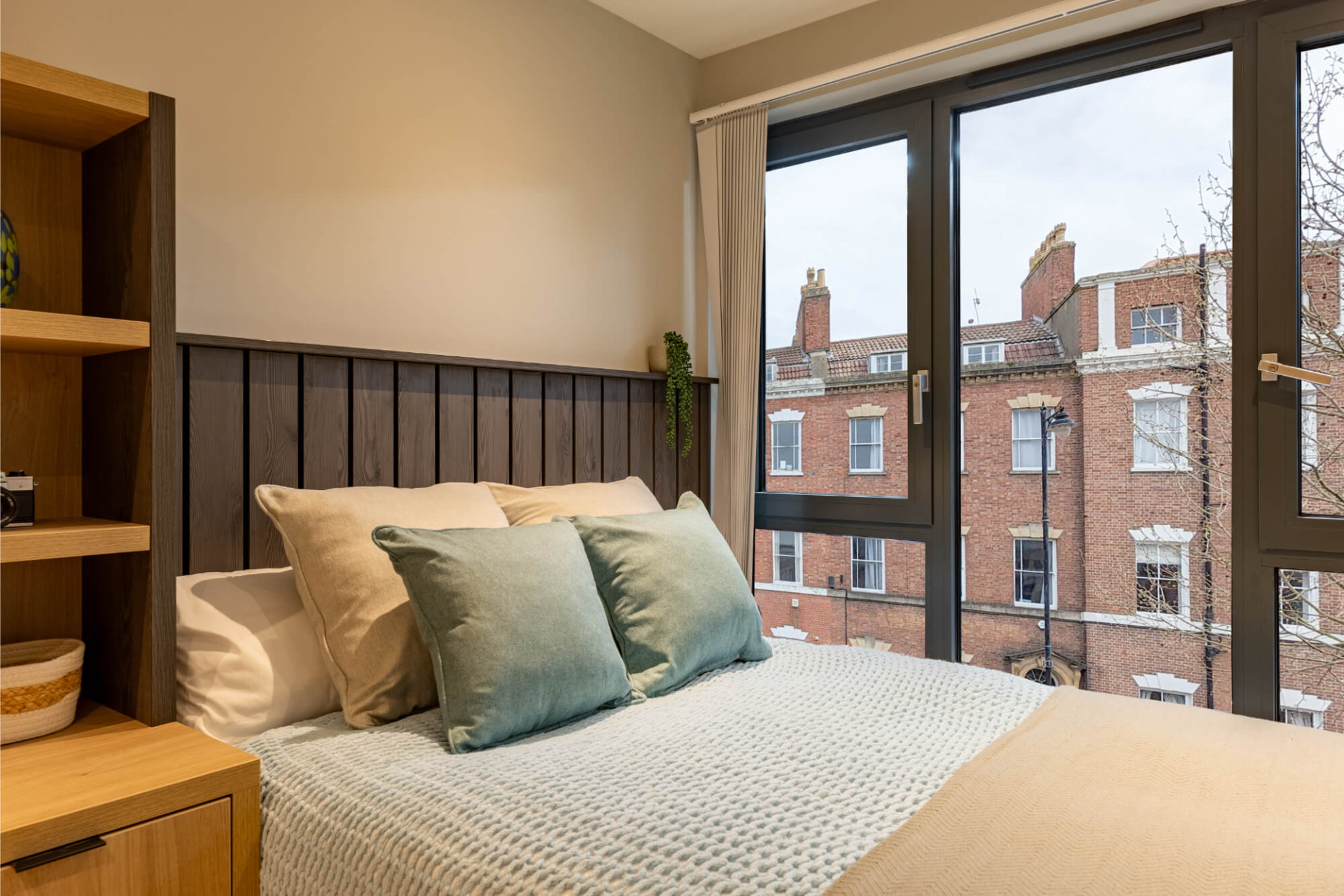  Classic En-Suite  -  The Port On The Square  - Gallery -  36