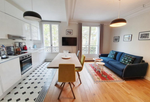 Colourful 1-bedroom flat in 12e-Nation-Bercy