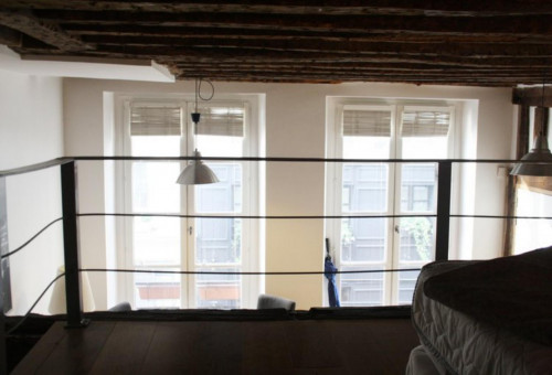 Open-plan studio in the heart of Paris