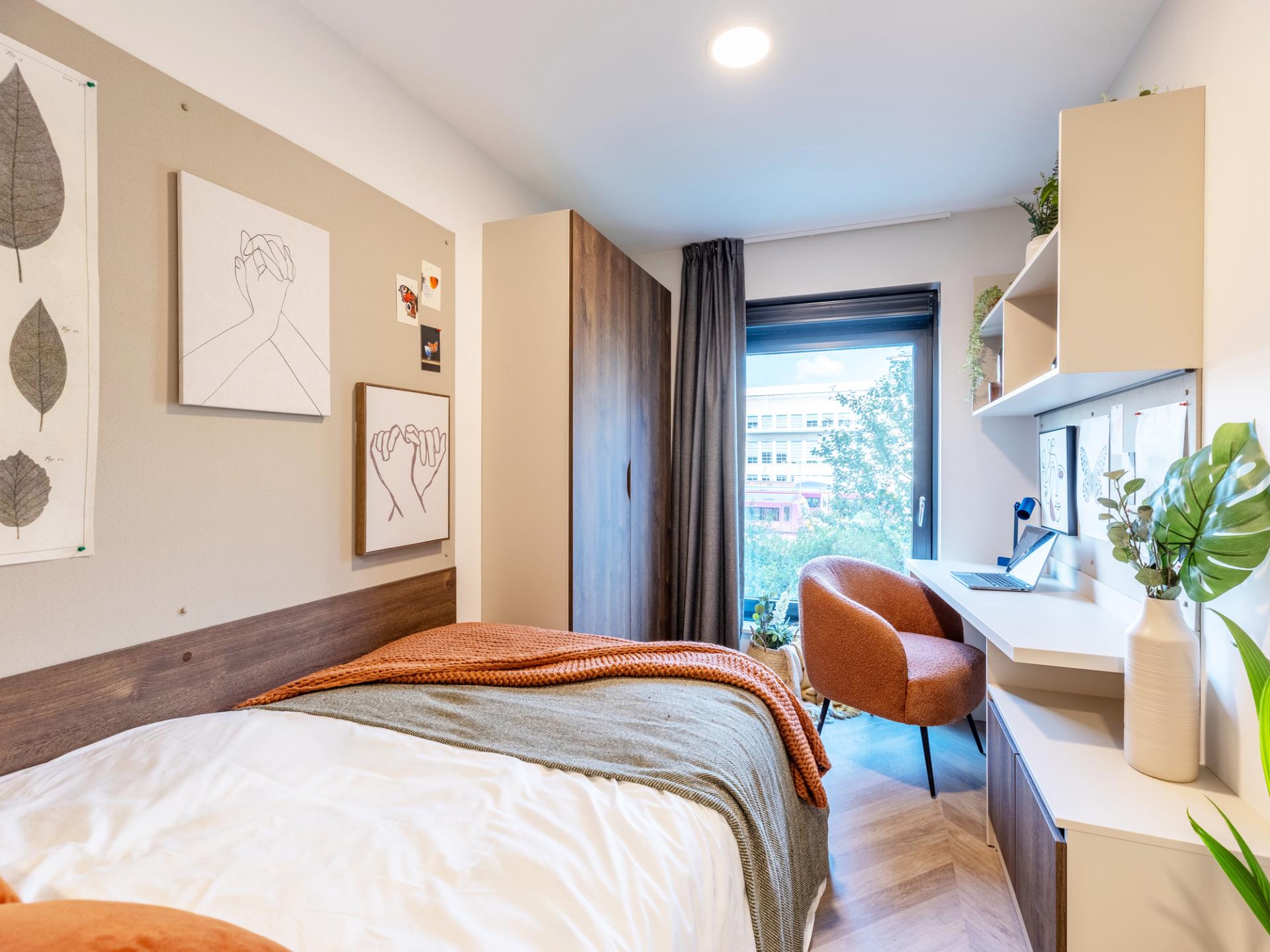 Classic Plus En-Suite - 5