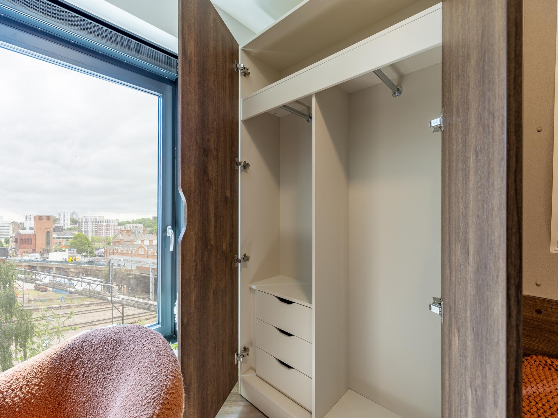 Premium En-Suite - 7