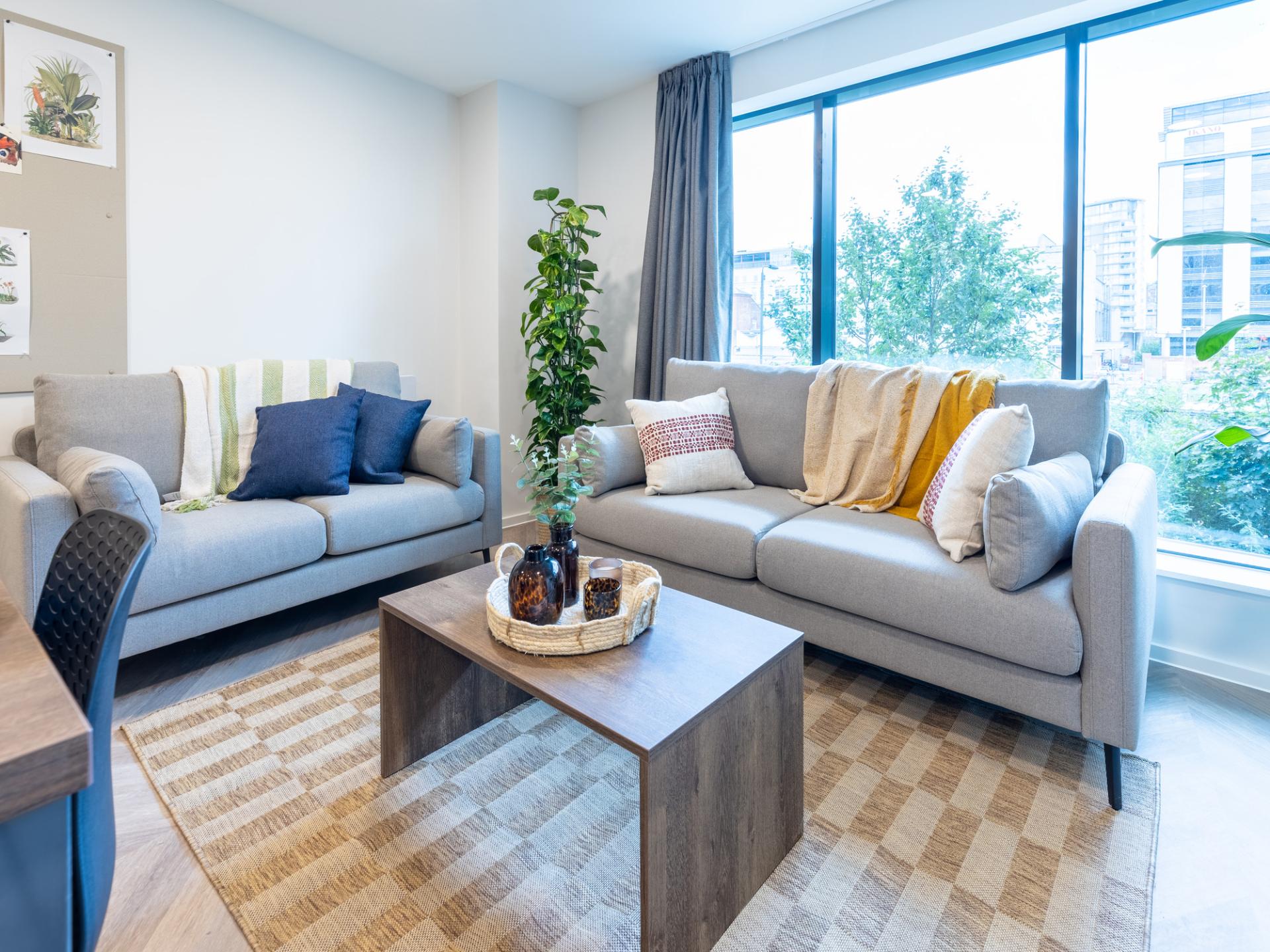 Platinum En-Suite - 13