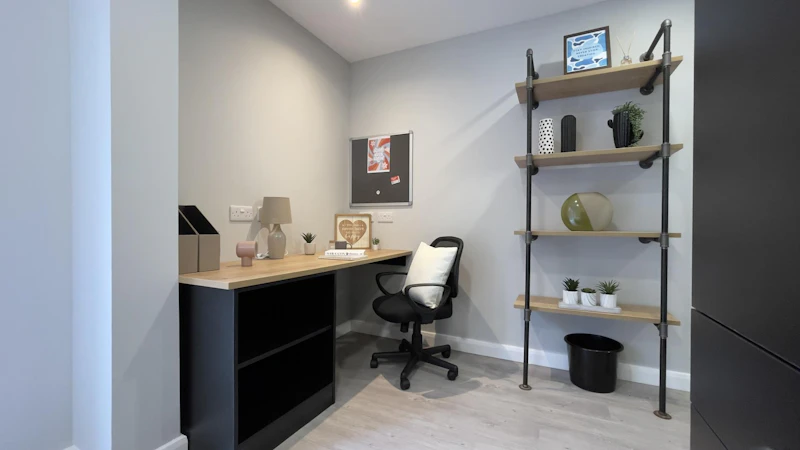 Accessible En-Suite - Electric Press - Gallery - 3