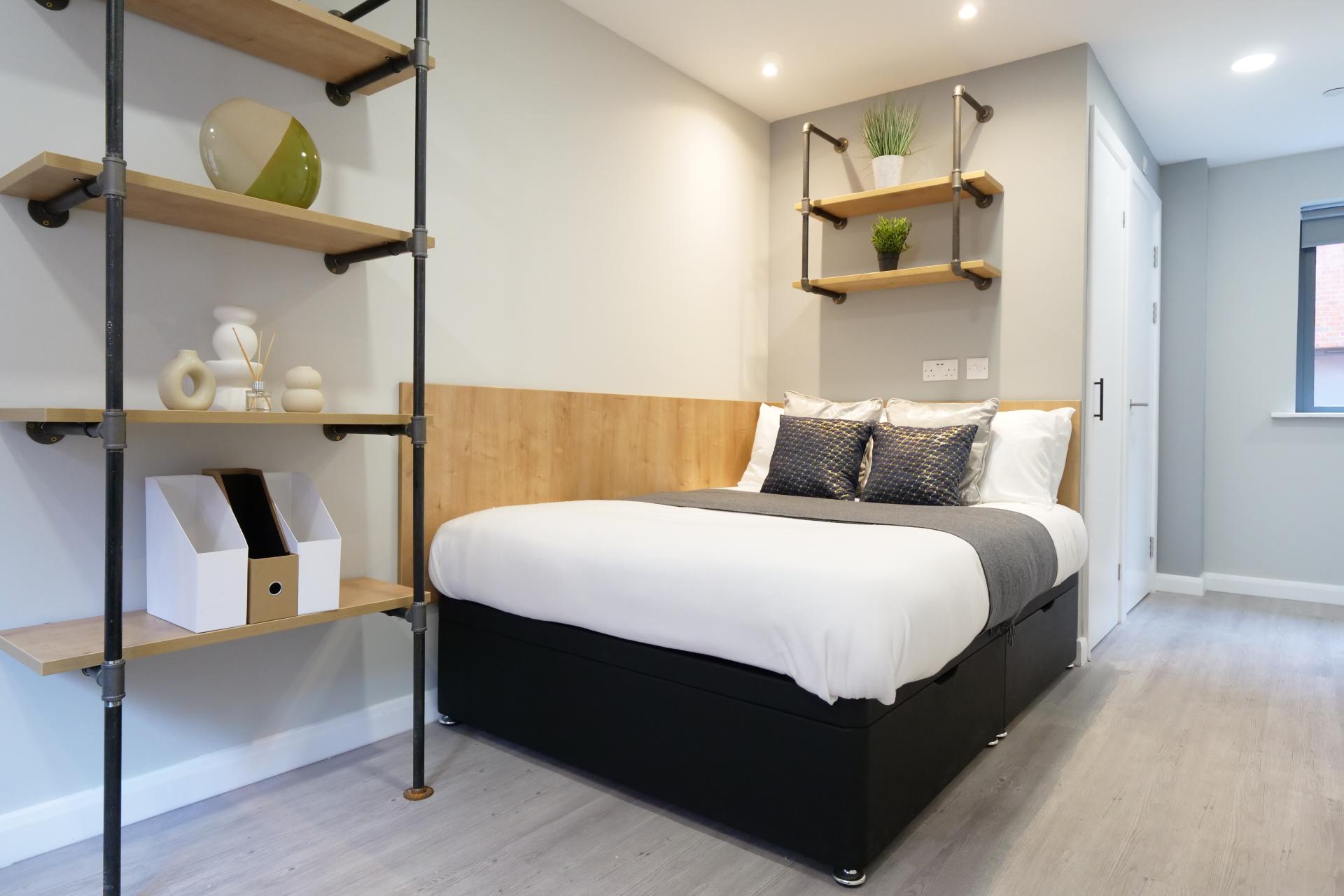 Gold Plus En-Suite - Electric Press - Gallery - 2