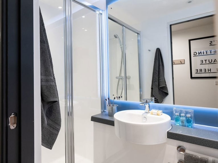  Bronze En-Suite  -  Steelworks  - Gallery -  7