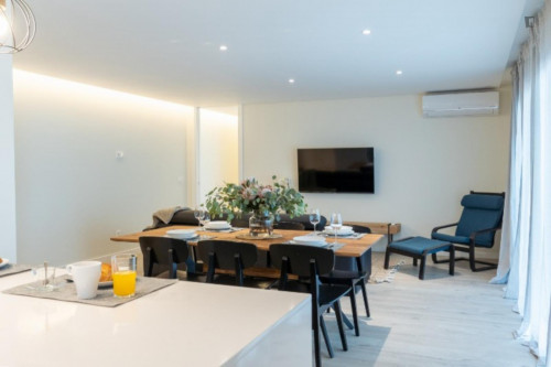 3-bedroom apartment, with outdoor area