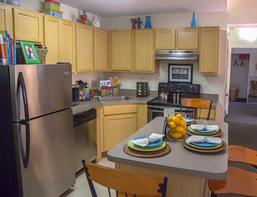 University Village - Gallery - 13