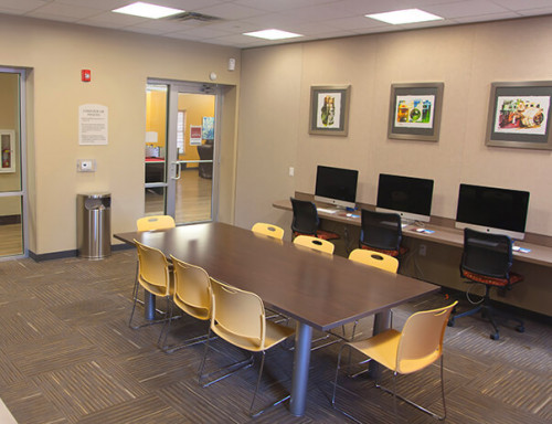University Village - Gallery - 11