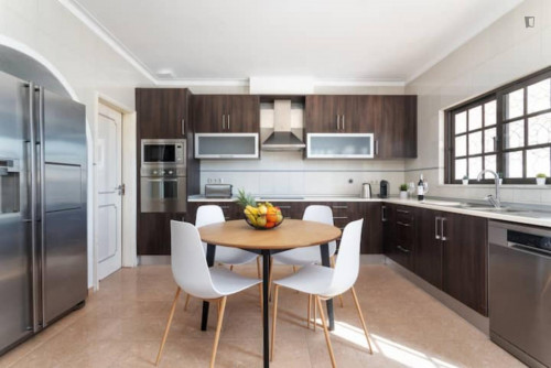 Astonishing 4-bedroom house in Lagoa - Gallery - 21