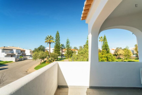 Astonishing 4-bedroom house in Lagoa - Gallery - 14