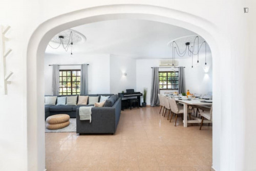 Astonishing 4-bedroom house in Lagoa - Gallery - 24
