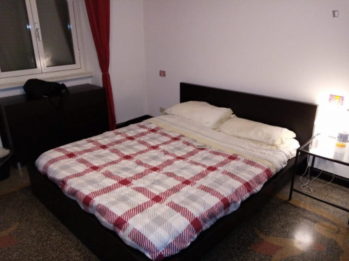 Cosy Double Bedroom near Genova Sestri Ponente Station