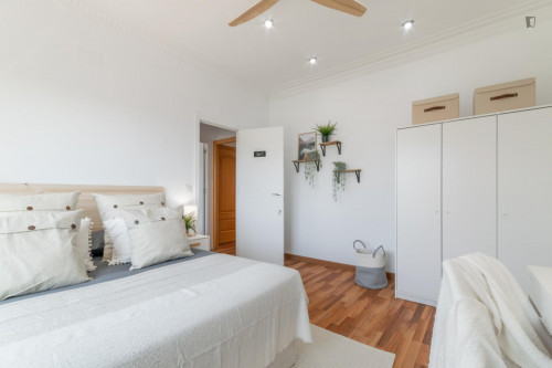 Marvellous double bedroom in the Sarrià - Sant Gervasi dsitrict